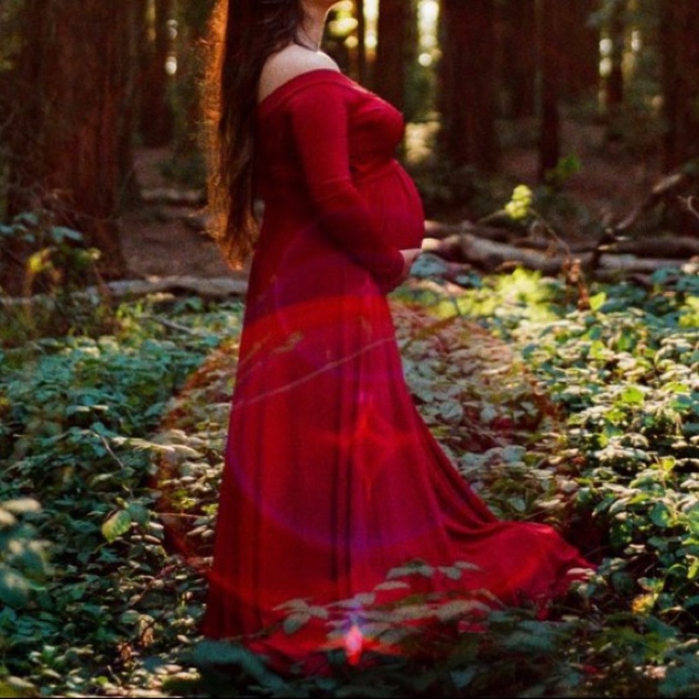 Maternity Gown / Dress Photoshoot Long Red / Maroon / burgundy